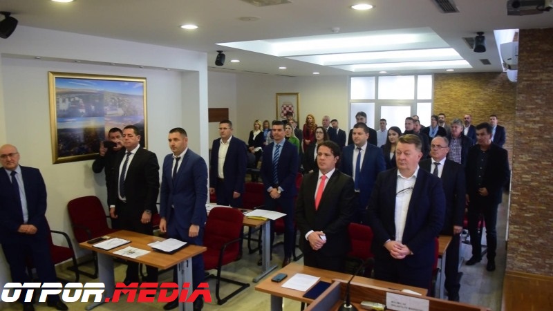 VLADO MARUŠIĆ: „Životni standard“ proračunskih korisnika ŽZH je „životno ugrožen“ pa im je odobrena novčana…