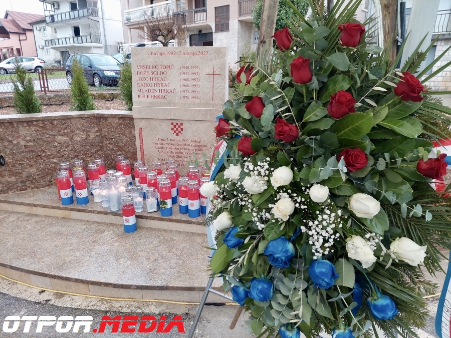 SPOMEN PLOČA – 30. godišnjica raketiranja Širokog Brijega