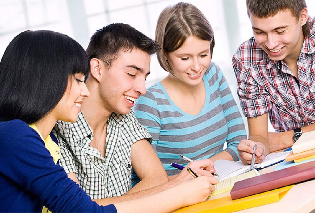Grad Široki Brijeg isplatio jednokratne financijske potpore za 140 studenata