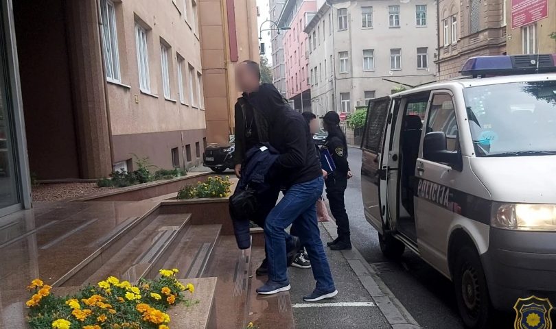 Uhićeno pet korumpiranih policajaca na području Sarajeva