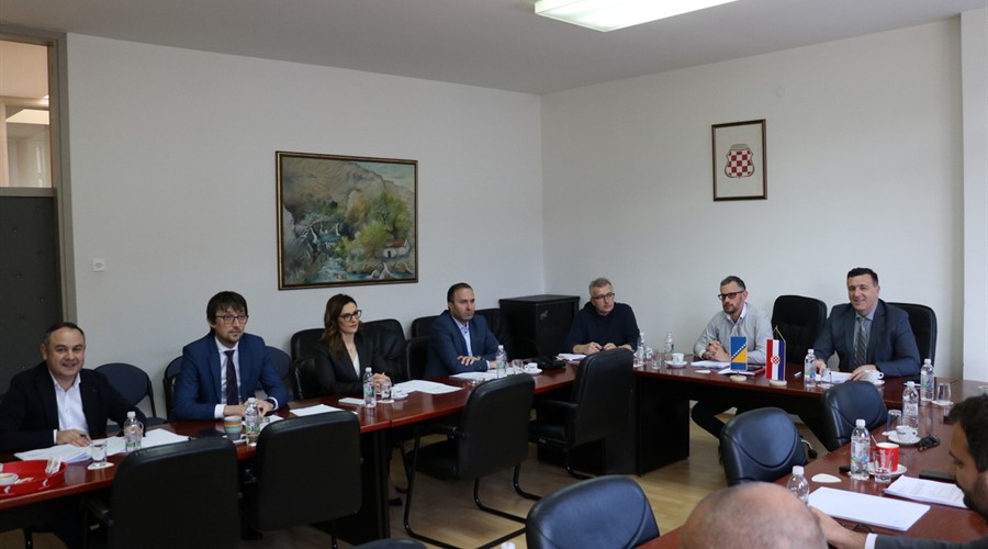 Vlada ŽZH na 35. sjednici odijela Odluku o naknadi štete uzgajivačima i prevenciji zaštite domaćih životinja
