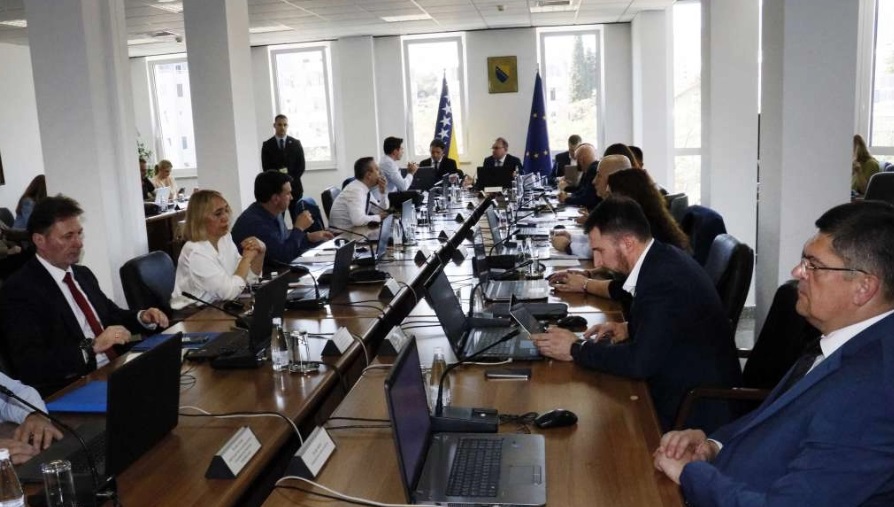 Kojim pojedincima je Vlada FBiH uljepšala budućnost na posljednjoj sjednici
