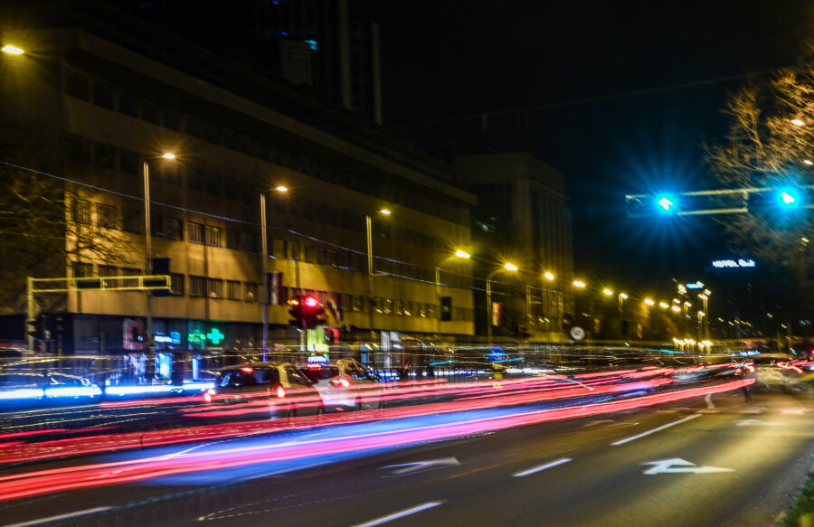 Mnogi ne znaju za ovu funkciju u automobilu koja vam može olakšati vožnju noću