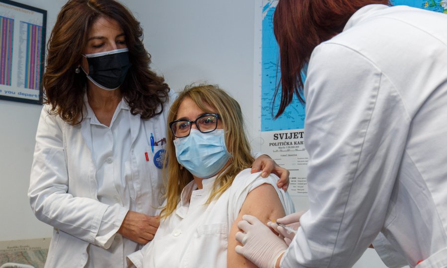 Glavna splitska epidemiologinja cijepljena u utorak, u petak dobila koronu