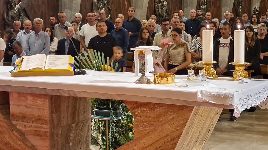 Župa Kočerin proslavila Svetu misu za poginule i nestale u svim ratovima