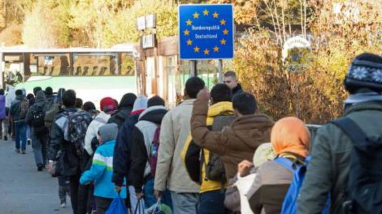 ETO VAM MERKELICA SAD! – Njemačka uvodi kontrole na svim kopnenim granicama! Austrija burno reagirala