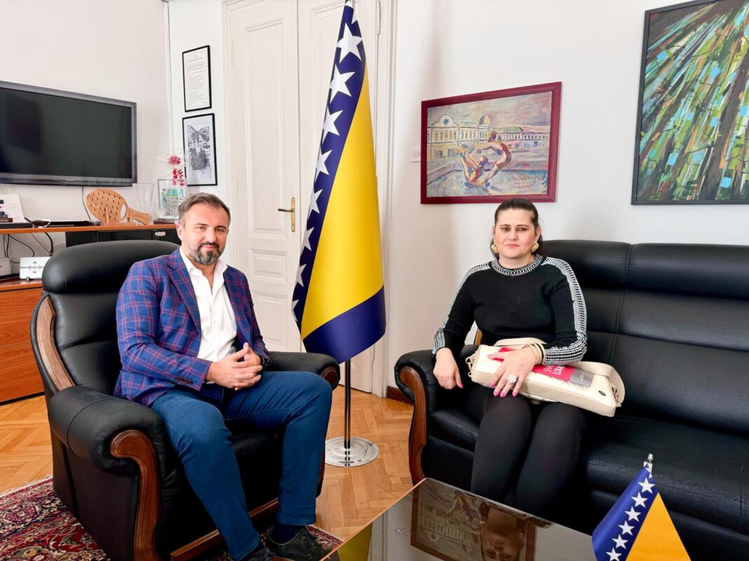 Predsjednica Udruge ‘Pravi Put’ na sastanku s potpredsjednikom FBiH: Razgovor o radu i izazovima neprofitnih organizacija