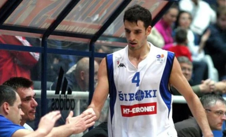 Košarkaš kojeg će klub s Pecare dugo pamtiti oprostio se od profesionalnog igranja košarke