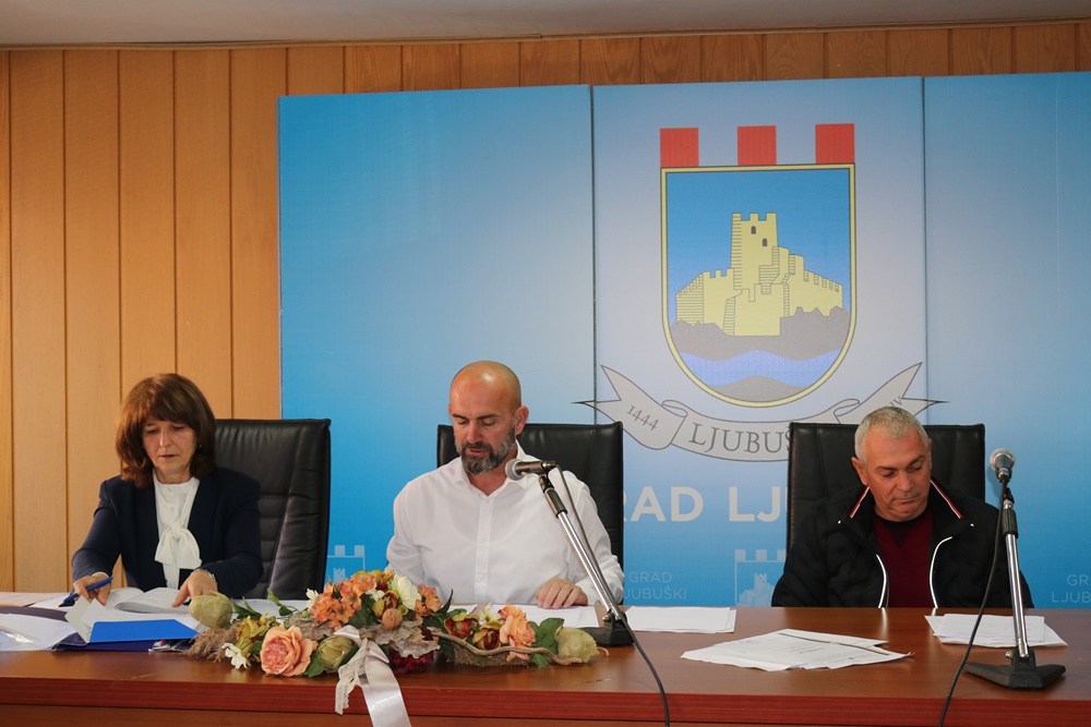 Konstituirajuća sjednica Gradskog vijeća Ljubuški: Jednoglasno izabran novi-stari predsjednik Tihomir Kvesić