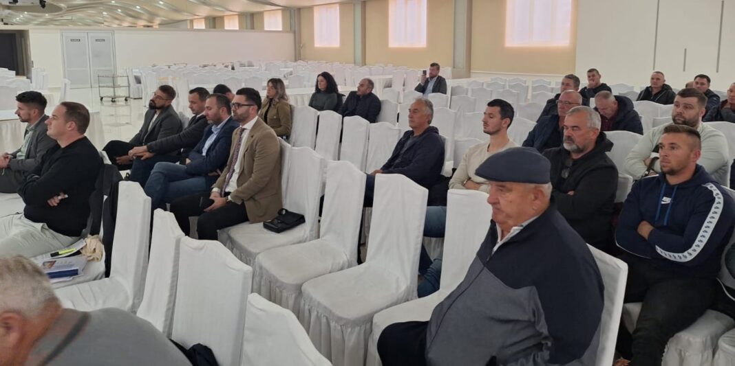 NAROD SE DIŽE – Jednoglasno protivljenje mještana dalekovodu Široka Draga – Posušje