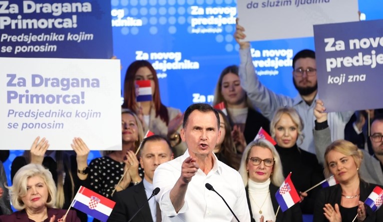 Primorac dvorani punoj HDZ-ovaca naglas poručio kako će zaustaviti korupciju. Zaorio se gromoglasan pljesak!