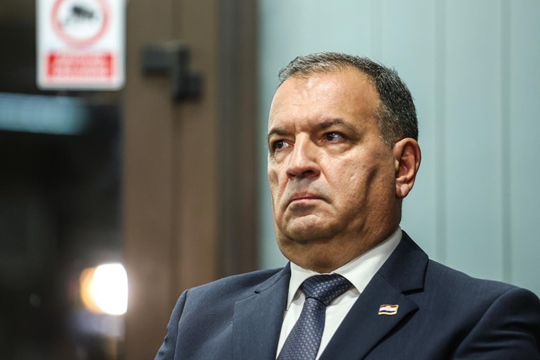 “NIČIJA NIJE DO ZORE GORILA” – Uhićen Vili Beroš, Krešimir Rotim, traga se za Hrvojem Petračom