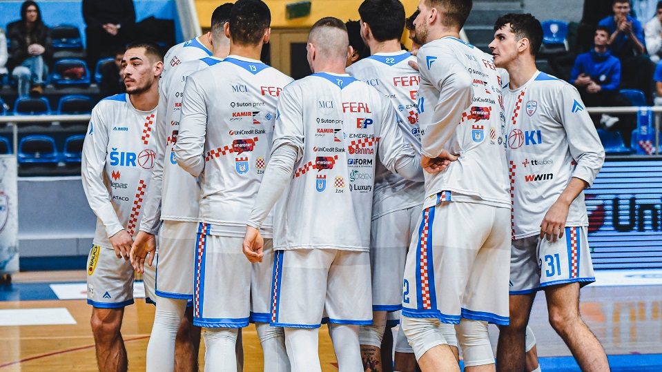 Košarkaši Širokog za kraj godine poigrali se s Leotarom