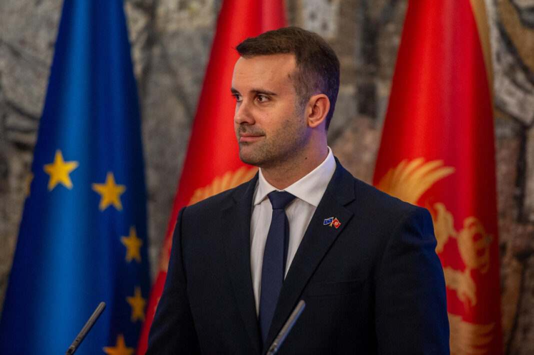 Crna Gora je u izvanrednom stanju, situacija izmiče kontroli, posljedice bi mogla osjećati cijela regija