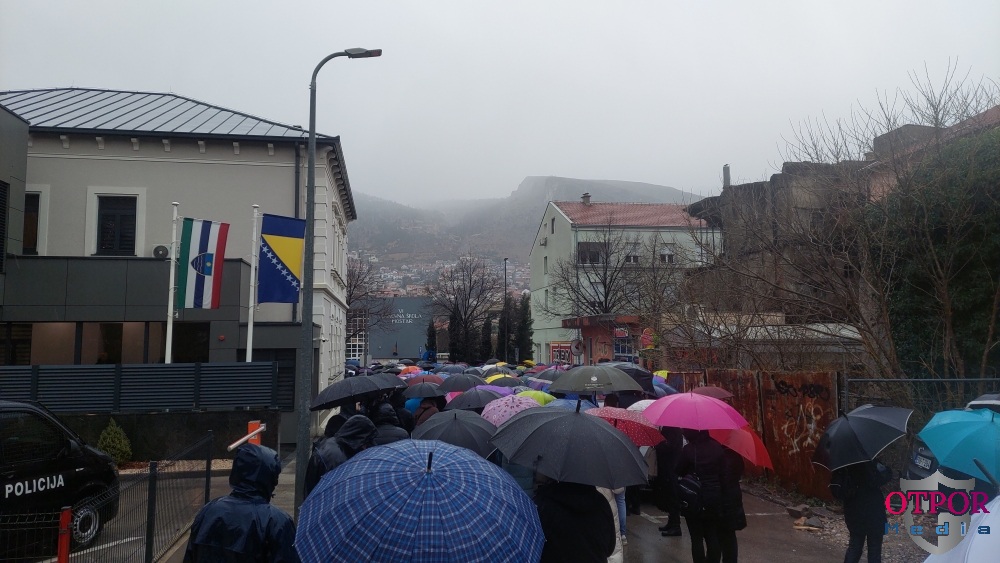 Mostarski sud zabranio prosvjetarima bilo koji oblik štrajka, odmah se moraju vratiti u školske klupe