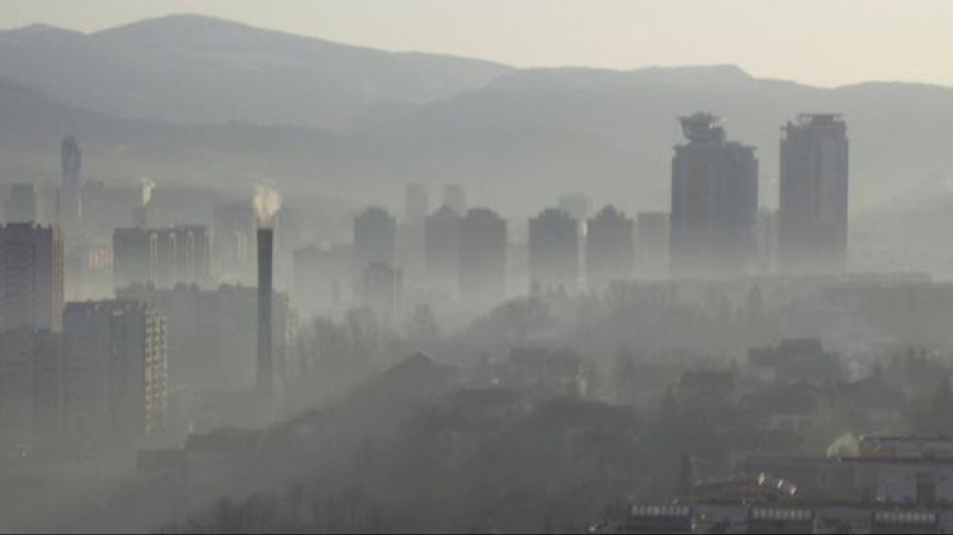 Zbog izrazito zagađenog zraka proglašena “Uzbunu” za cijelo područje Kantona Sarajevo