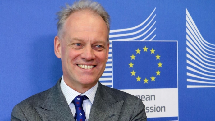 Dok “gori pod nogama” – Izaslanik EU za proširenje stiže u BiH na razgovore o proširenju ulaska u EU