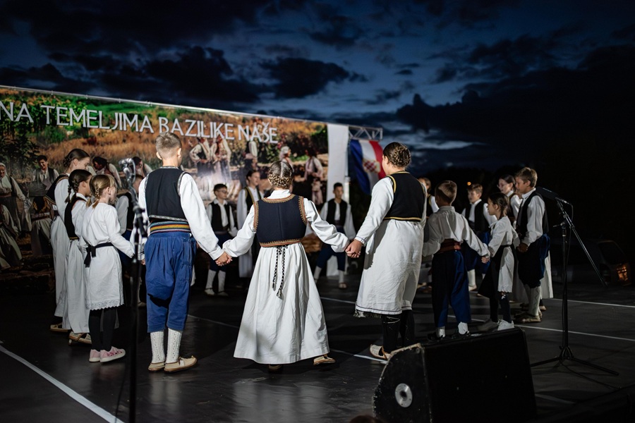 U Mokrom održana 14. manifestacija „Na temeljima bazilike“