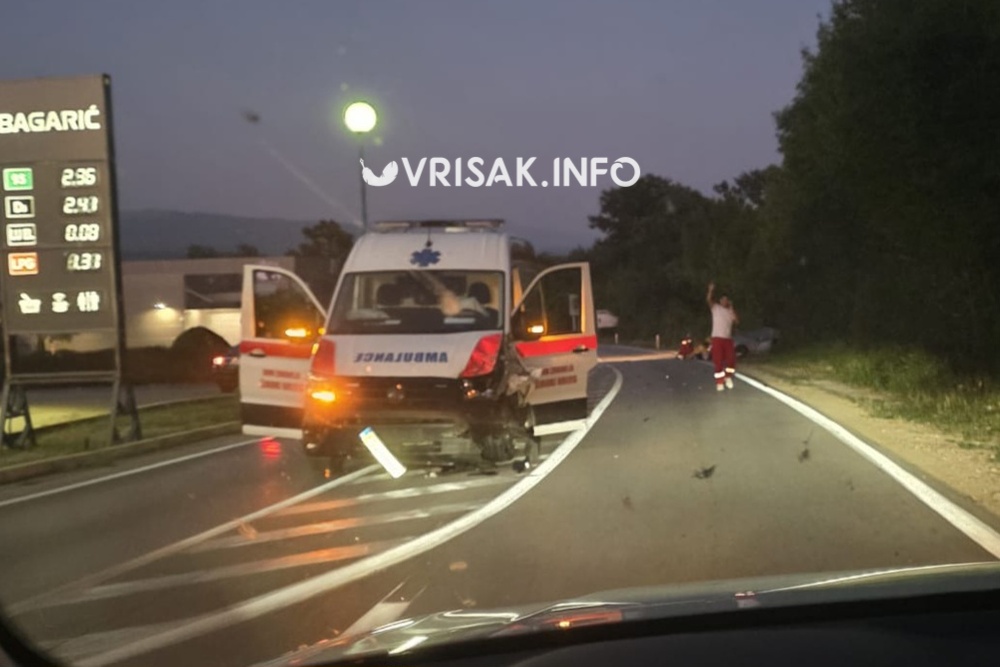 Na putu prema intervenciji: Sudar Hitne pomoći i osobnog vozila u Širokom Brijegu
