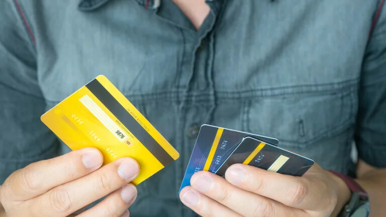 Švedska uvodi offline kartična plaćanja – kupnja hrane i lijekova moguća i bez interneta!