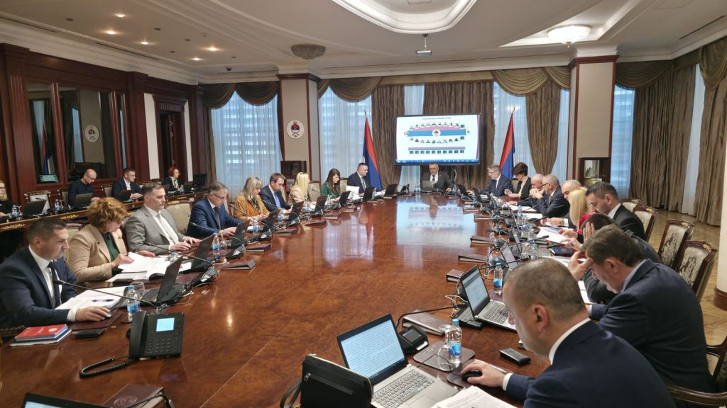 Politička korupcija u RS-u bez presedana – Milijuni se slijevaju u općine gdje se ponavljaju izbori