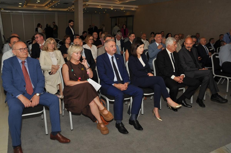 Priznanja za doprinos znanosti i kulturi: Dr. Ante Kvesić i akademik Jure Zovko počasni članovi HAZU-a BiH