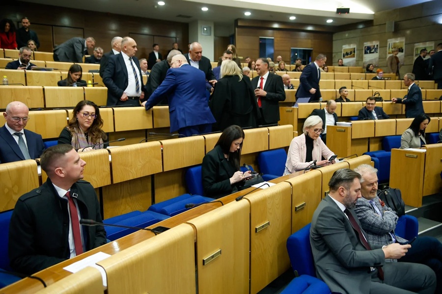 Od “spasitelja” do grobara sustava: Najskuplji nerad u povijesti Federacije gura BiH u potpuni kaos