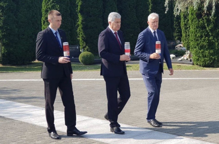REZOLUCIJA KAO DIMNA ZAVJESA – PREDIZBORNI TRIK ZA HRVATE U BiH